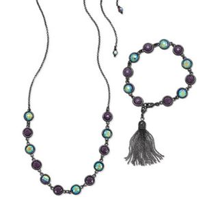 It's a necklace,  a bracelet...